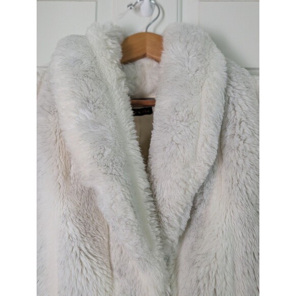 VTG Jordache Faux Fur Jacket Womens Large Cream Gray Pockets Lined Made in USA - Picture 7 of 13